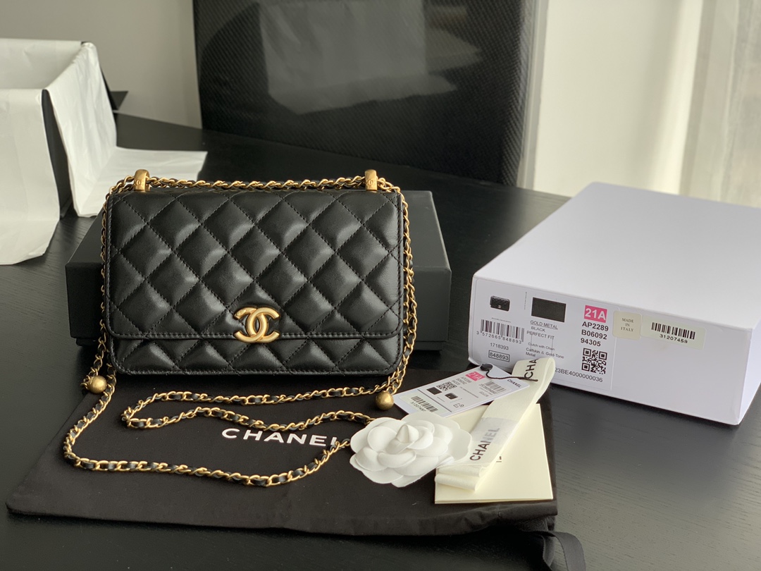 Handbag Chanel 2289 size 19 cm - vstockx