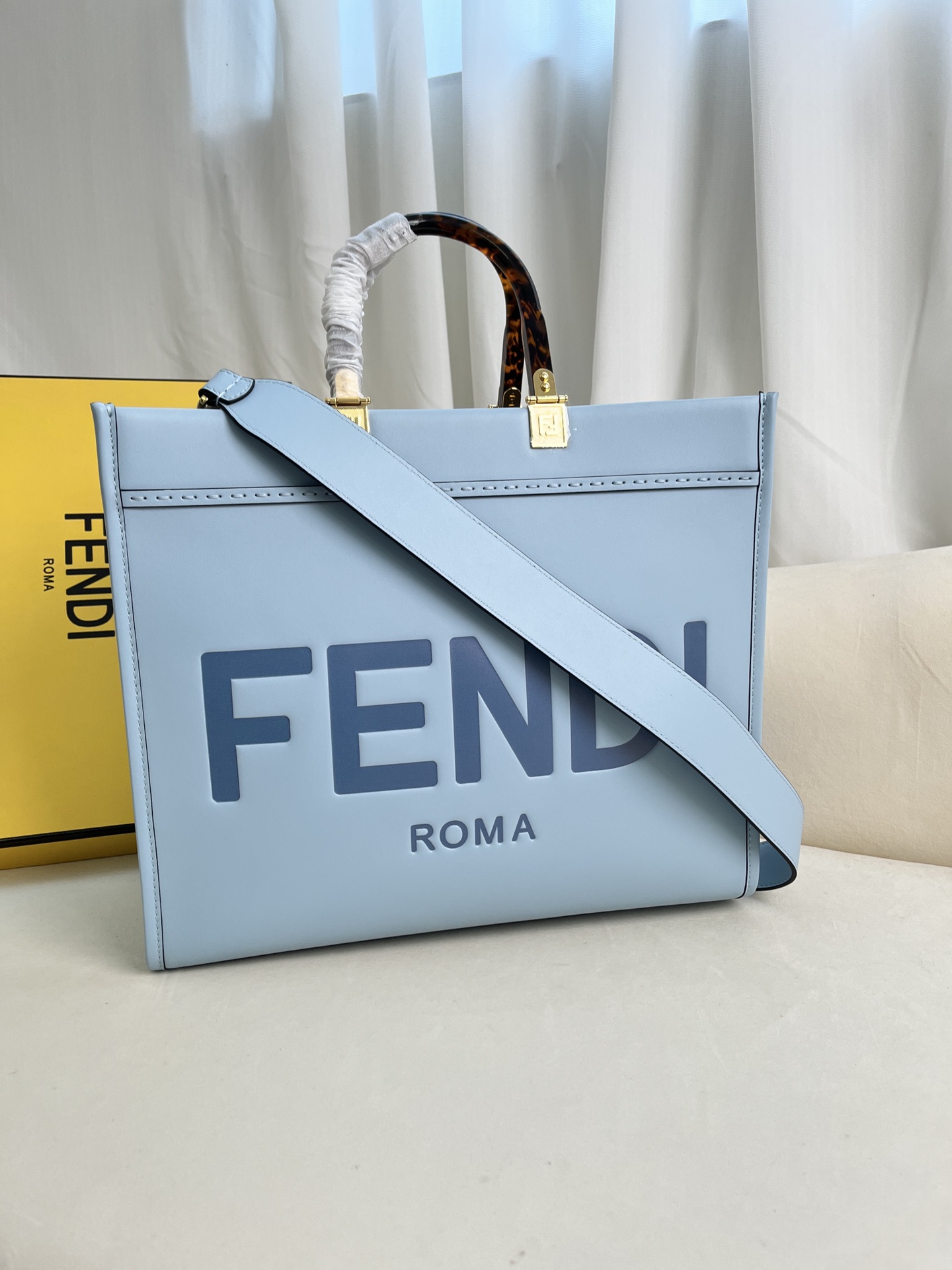 handbags FENDI 877 size:17*35*31 - vstockx