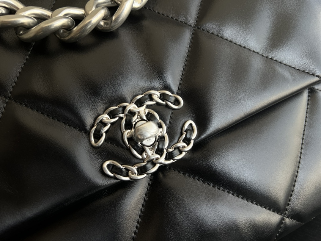 Handbag Chanel 1160 size 26cmx16cmx9 cm - vstockx