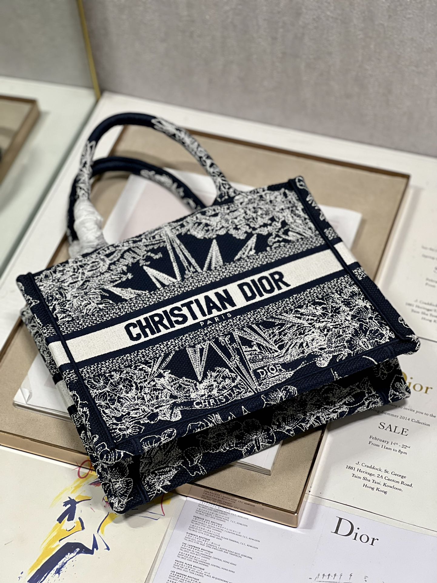 Handbag Dior 1265 size 26.5  21  14 cm - vstockx