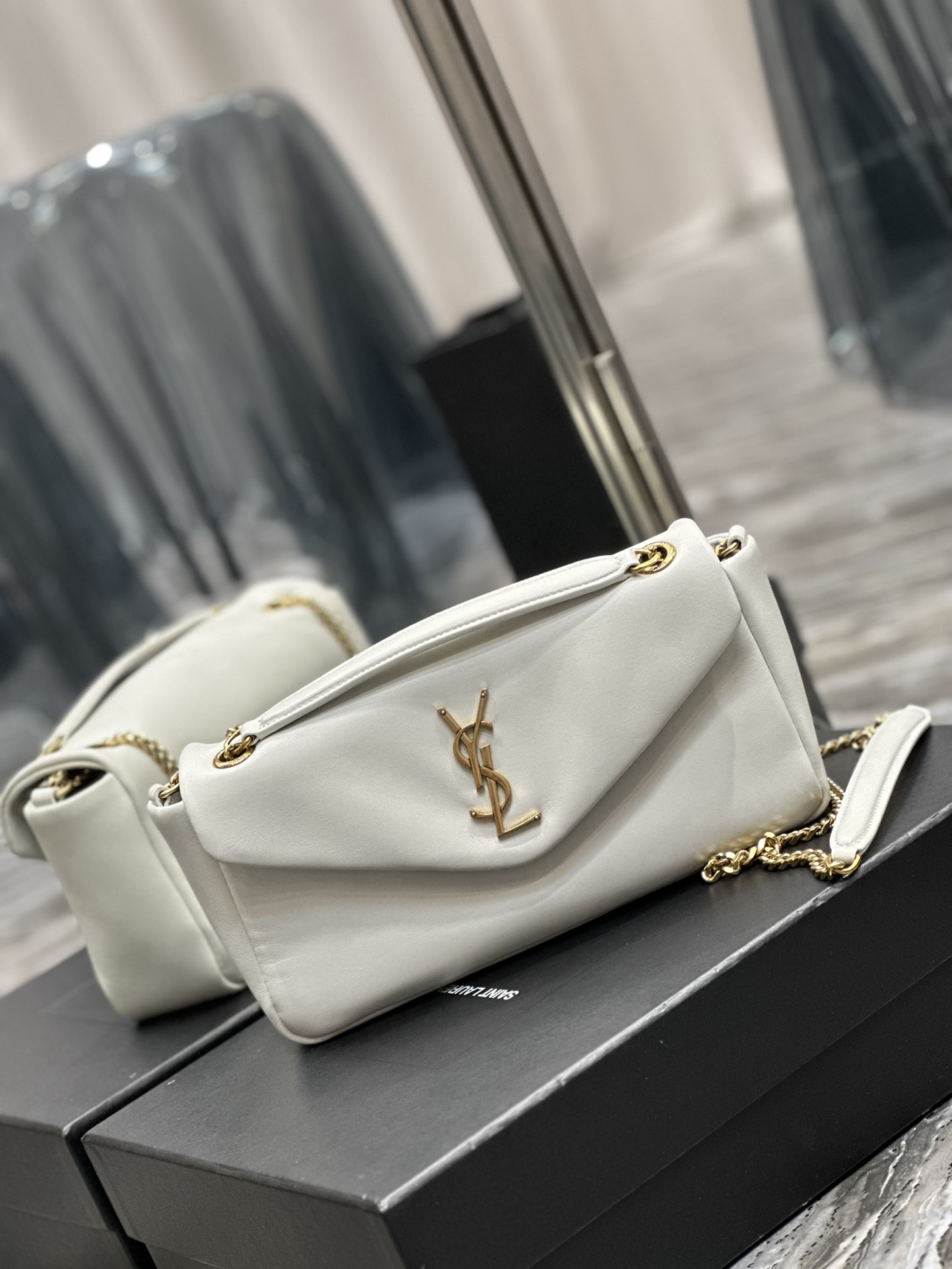 Handbags SAINT LAURENT 734153 size 26  14  7 cm - vstockx