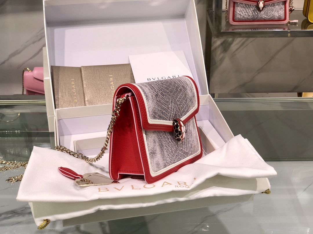 Handbags Bvlgari 288104 size:17.5*11*5 cm - vstockx