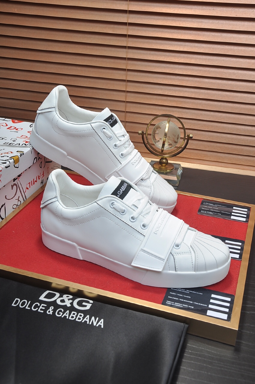 Dolce & Gabbana Low Tops Sneakers 11 - vstockx