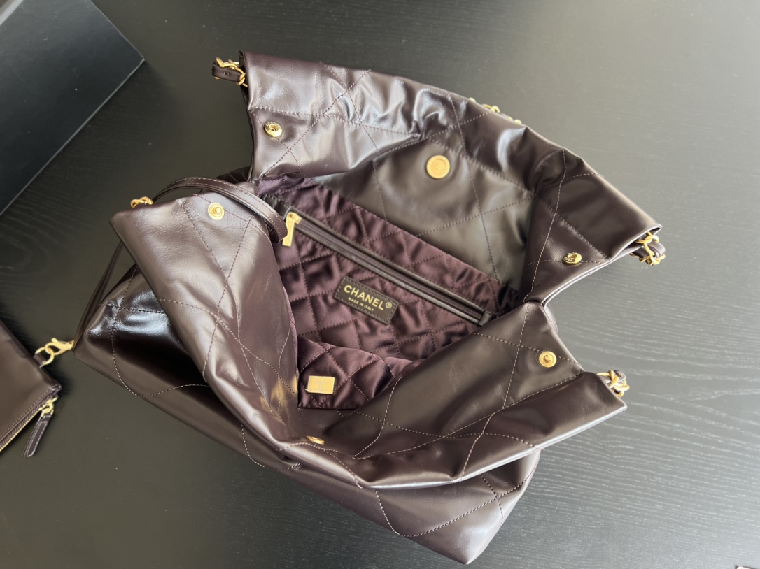 Handbag Chanel size 35cmx37cmx7 cm - vstockx