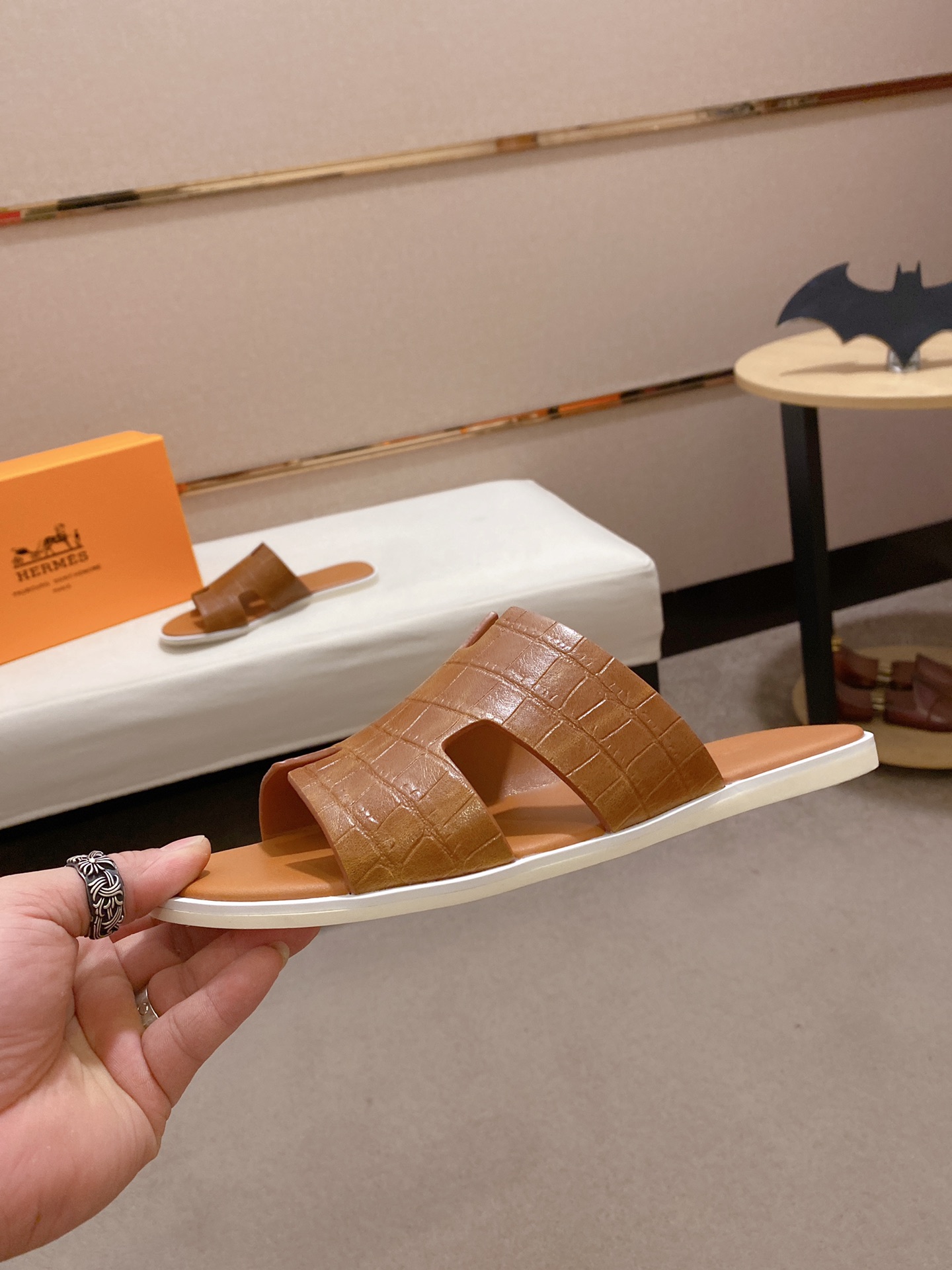 Hermes Sandals 10 - vstockx