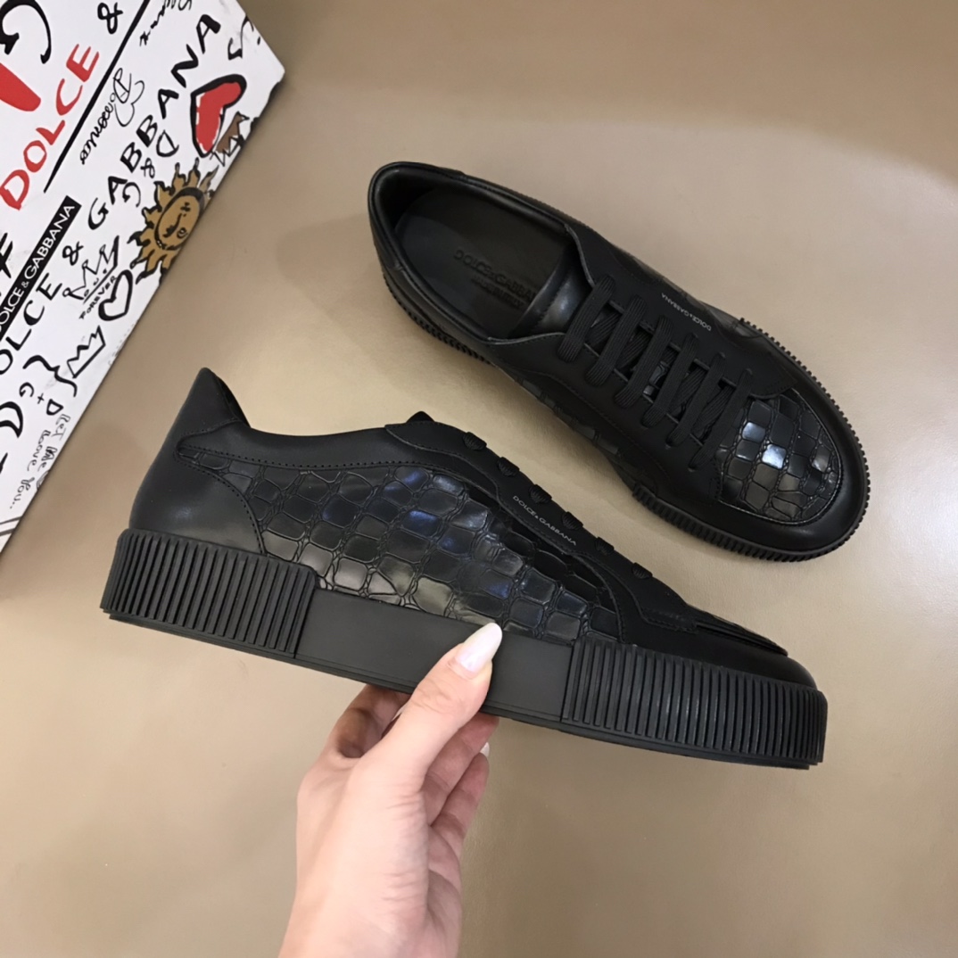 Dolce & Gabbana Low Tops Sneakers 19 - vstockx