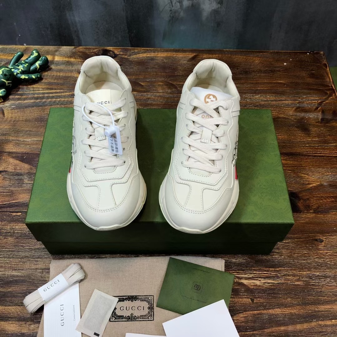 Gucci Rhyton sneaker 30 - vstockx