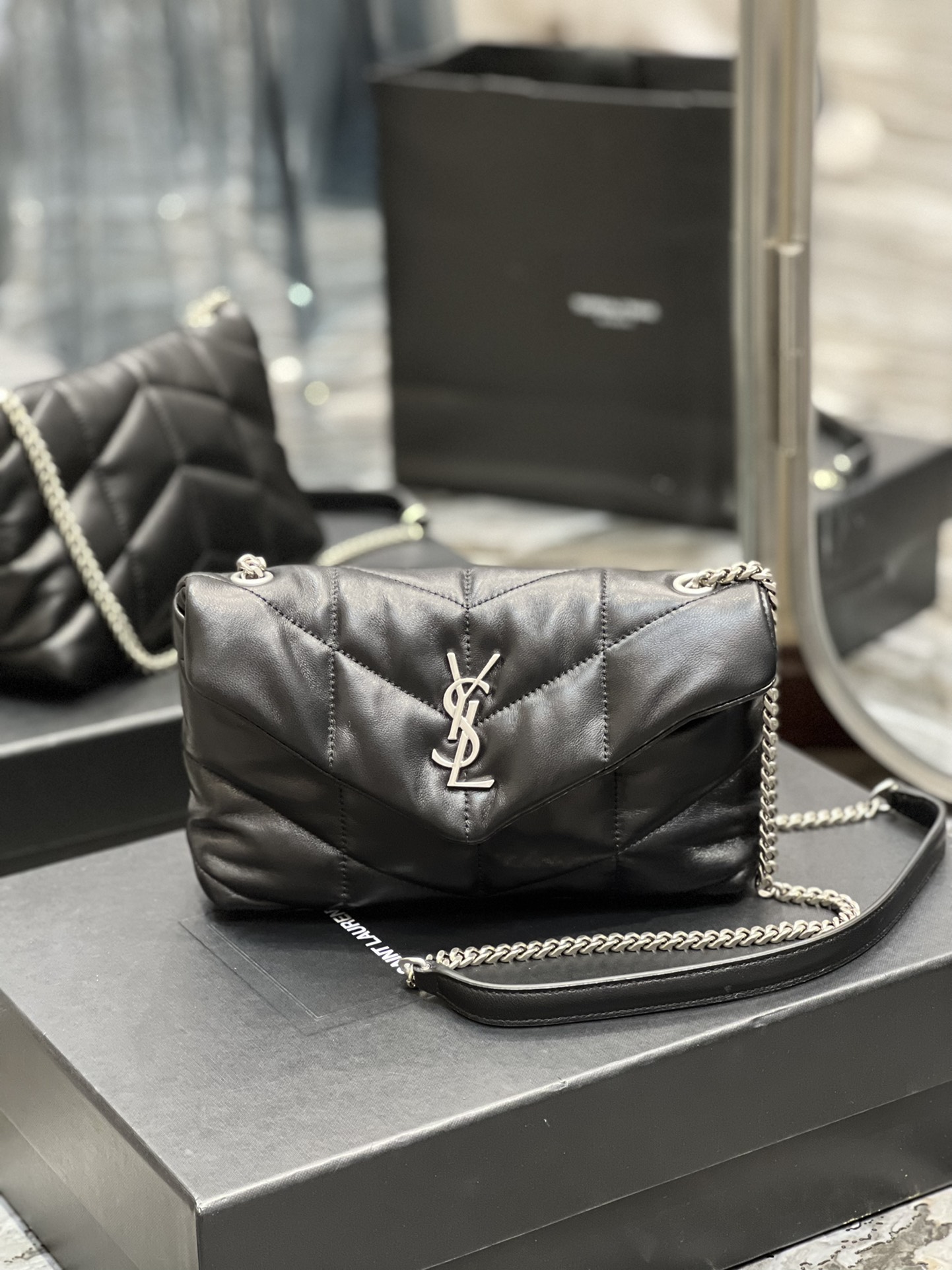 Handbags SAINT LAURENT 620333 size 23  15.5  8.5 cm - vstockx