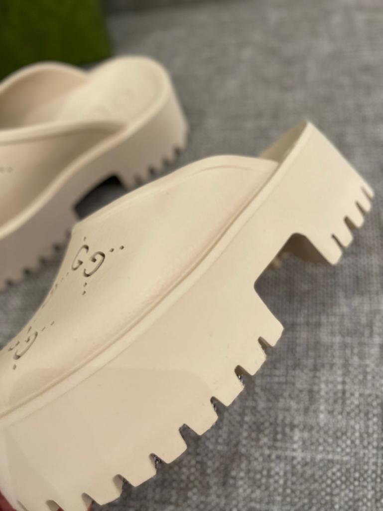 Gucci WOMEN'S PLATFORM PERFORATED G SANDAL - vstockx