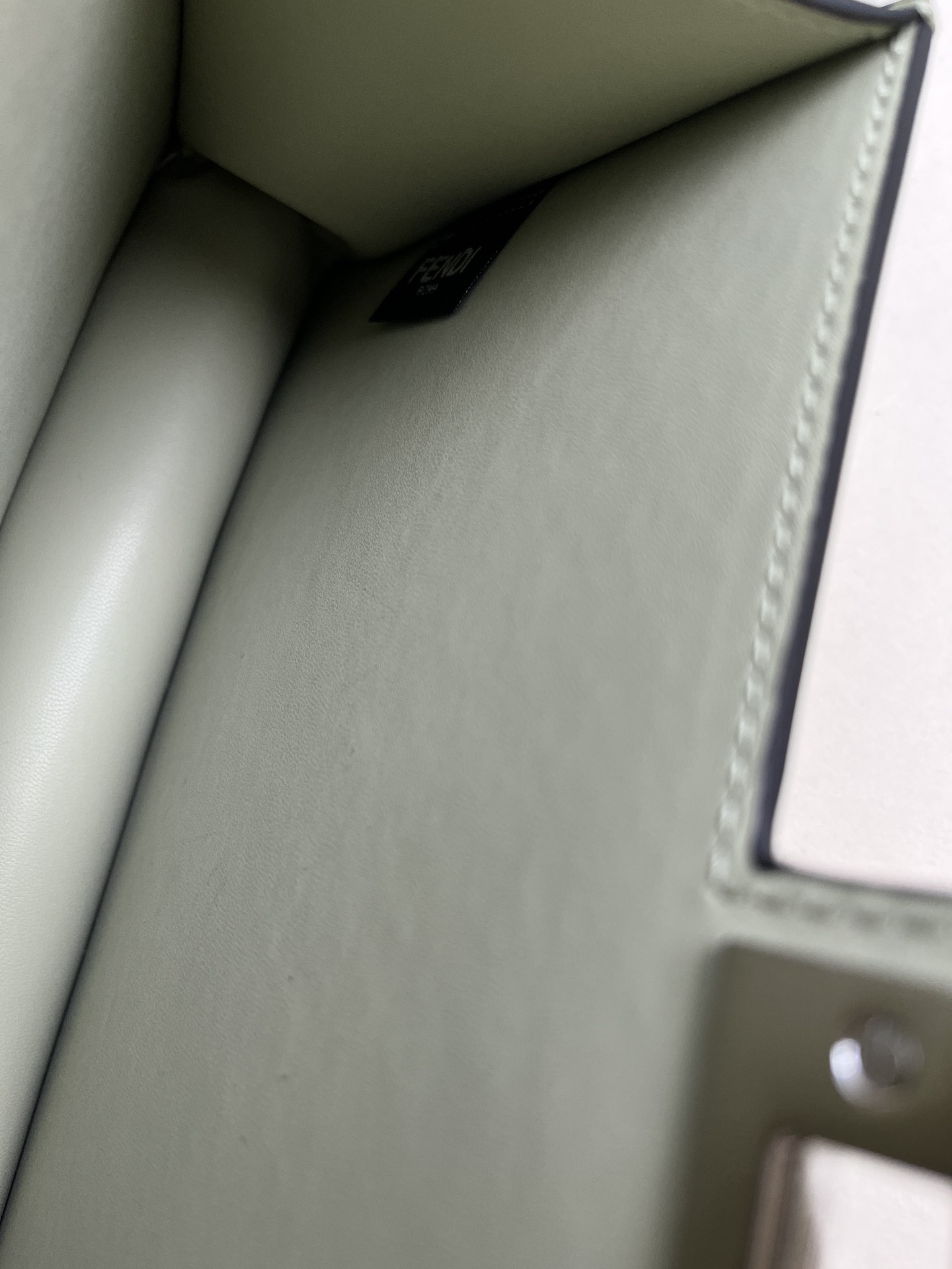 handbags FENDI 1011 size:34*18.5*11cm - vstockx