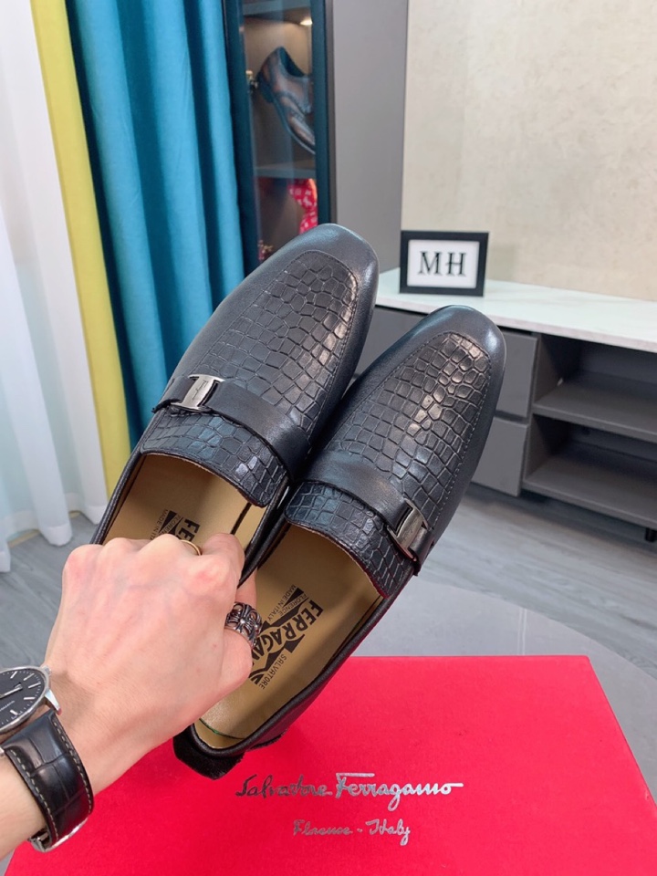 Salvatore Ferragamo Boots 36 - vstockx