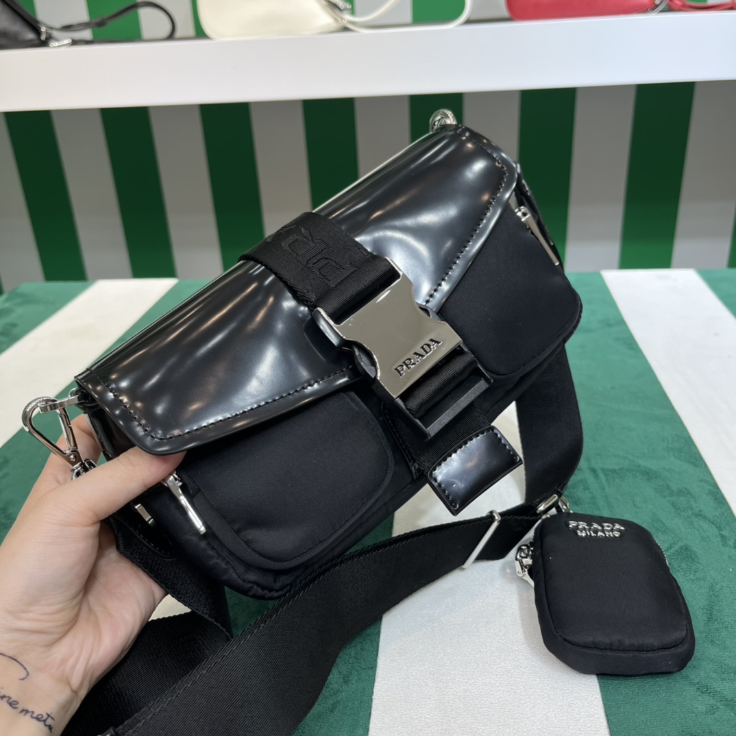 Handbags Prada 1BD295 size:22*7.5*14 cm - vstockx