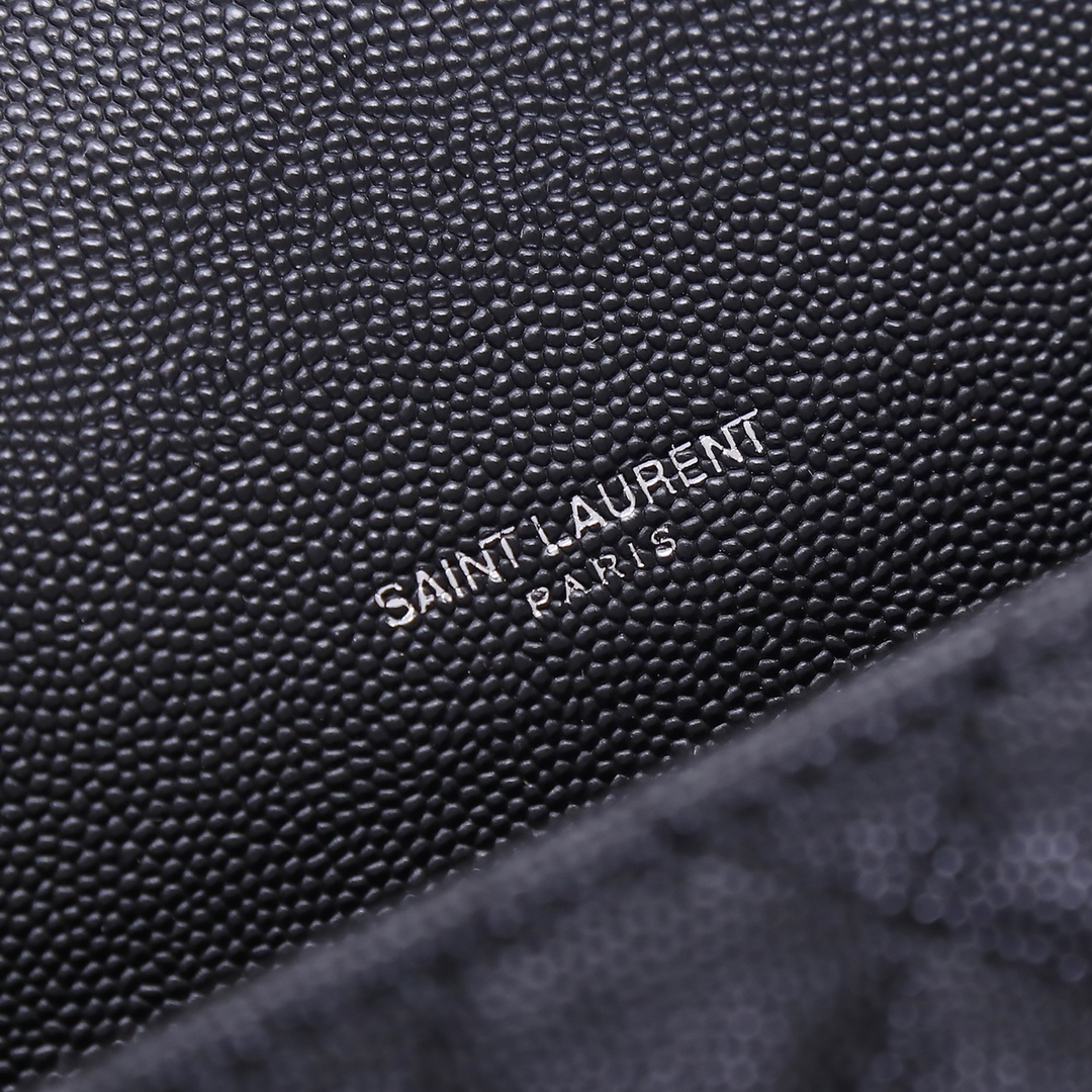 Handbags SAINT LAURENT 487206 size 24x17.5x6 cm - vstockx