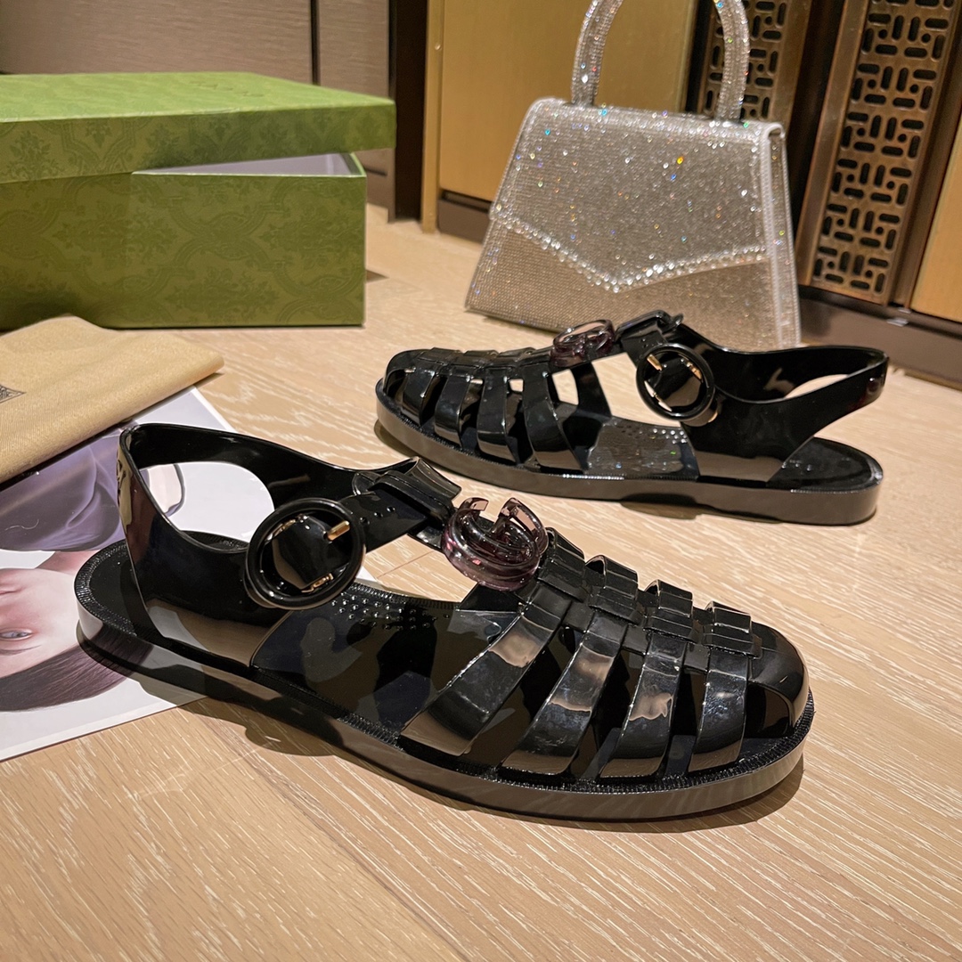 Gucci Women's sandal with Double G Women 11 - vstockx