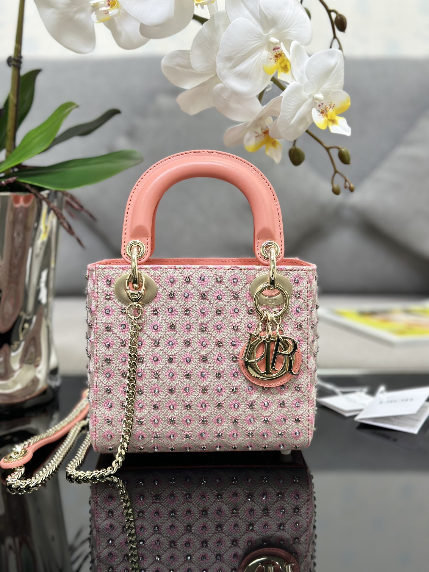 Handbag Dior M0505 size 17 x 15 x 7 cm - vstockx