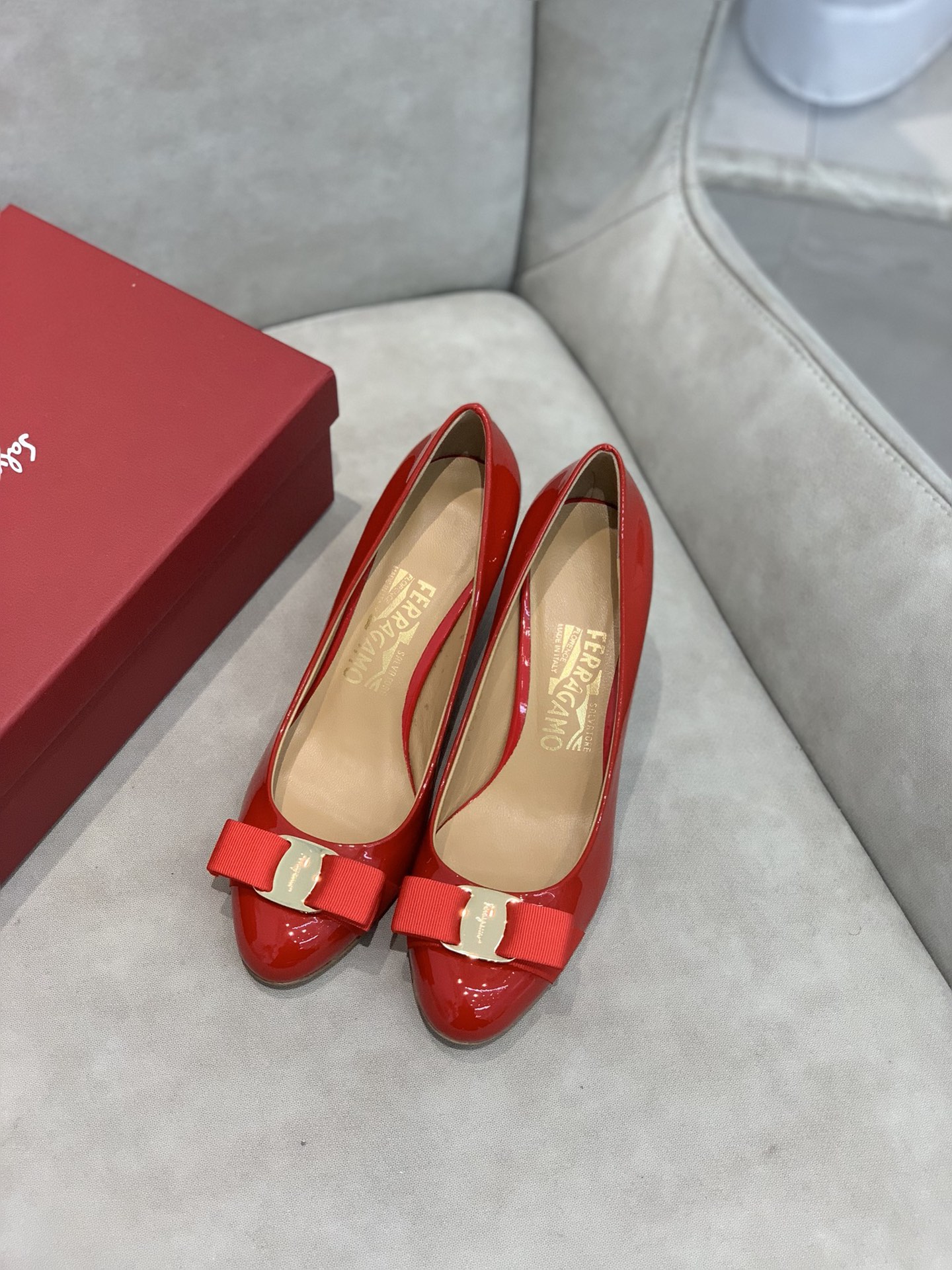 Salvatore Ferragamo Heel 8 - vstockx