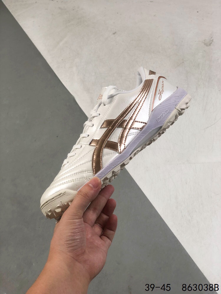 ASICS football shoes 2 - vstockx