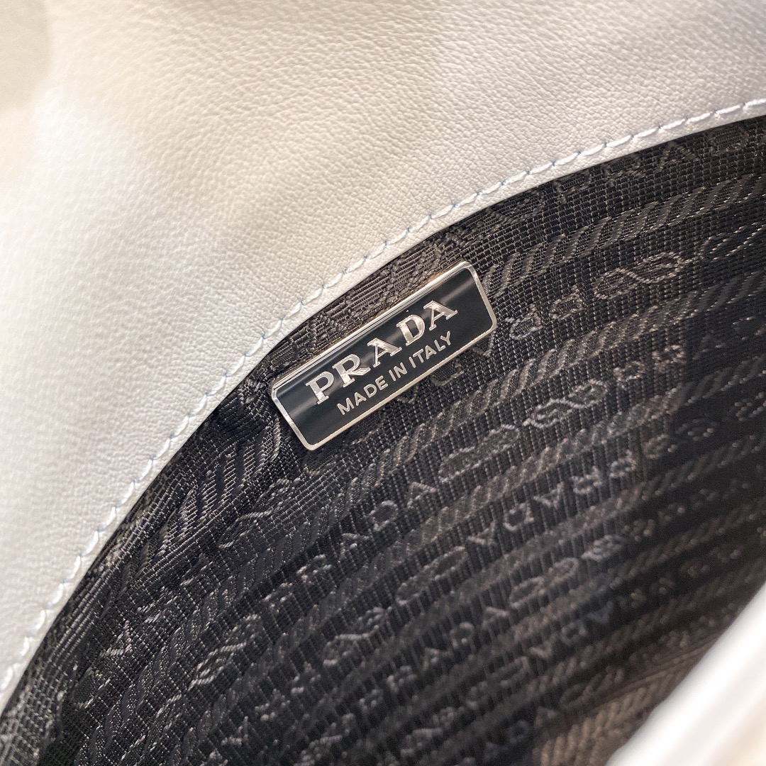 handbags prada 1BH188 zise ?7*14.5*7cm - vstockx