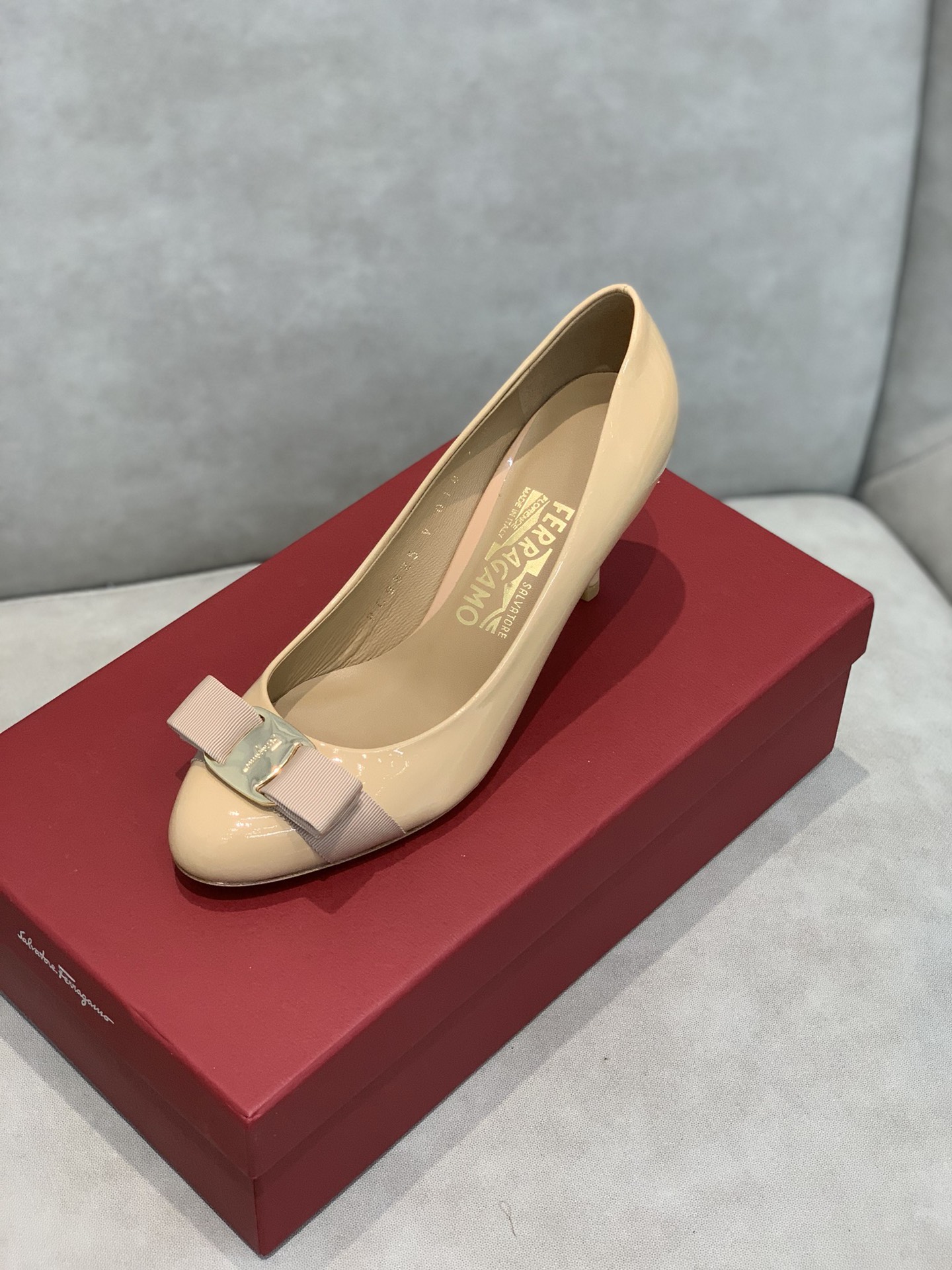 Salvatore Ferragamo Heel 1 - vstockx