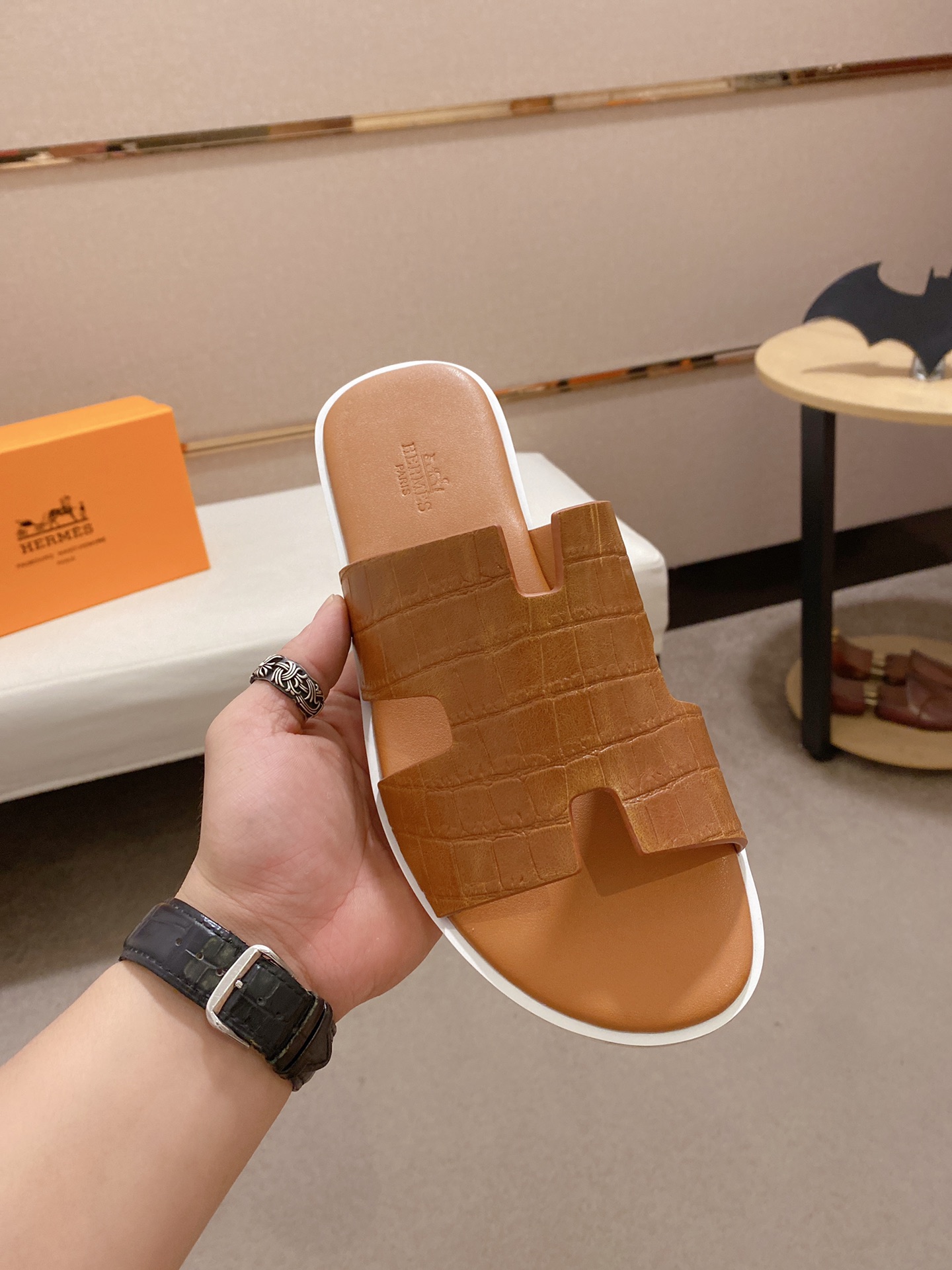 Hermes Sandals 10 - vstockx