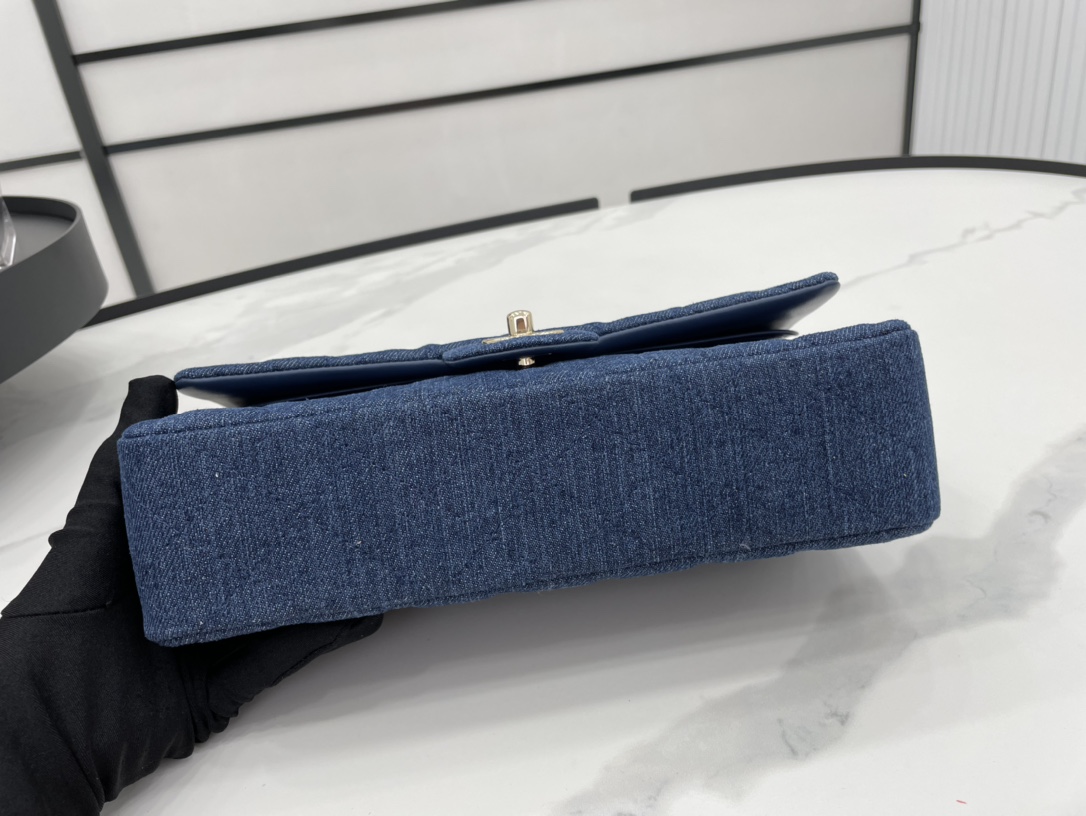 Handbag Chanel size 25 cm - vstockx