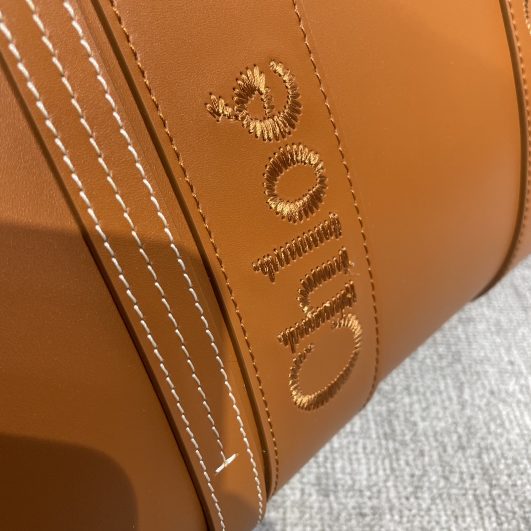 Handbags Chloe 22S Woody 6067 size:45*33*13 cm - vstockx