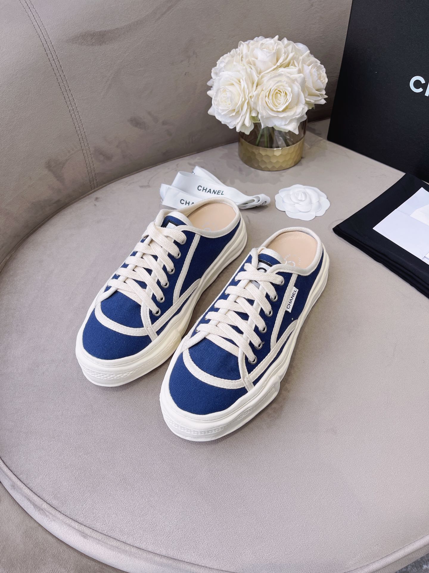 Chanel Platform Sneaker 23 - vstockx