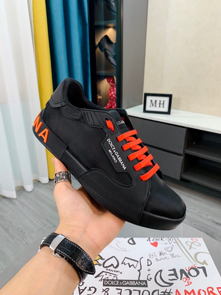 Dolce & Gabbana Low Tops Sneakers 89 - vstockx