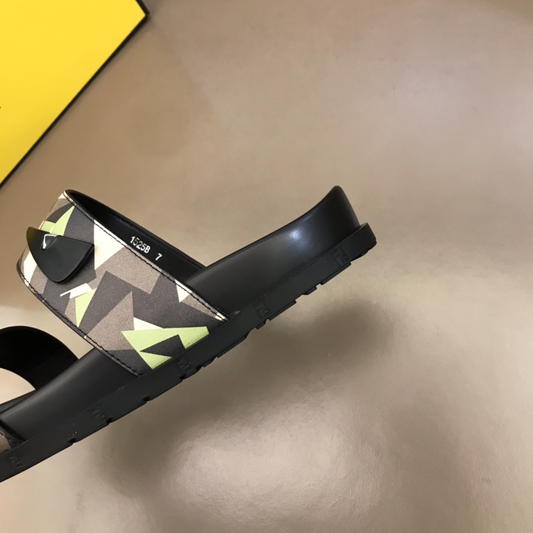 Fendi Slides 18 - vstockx