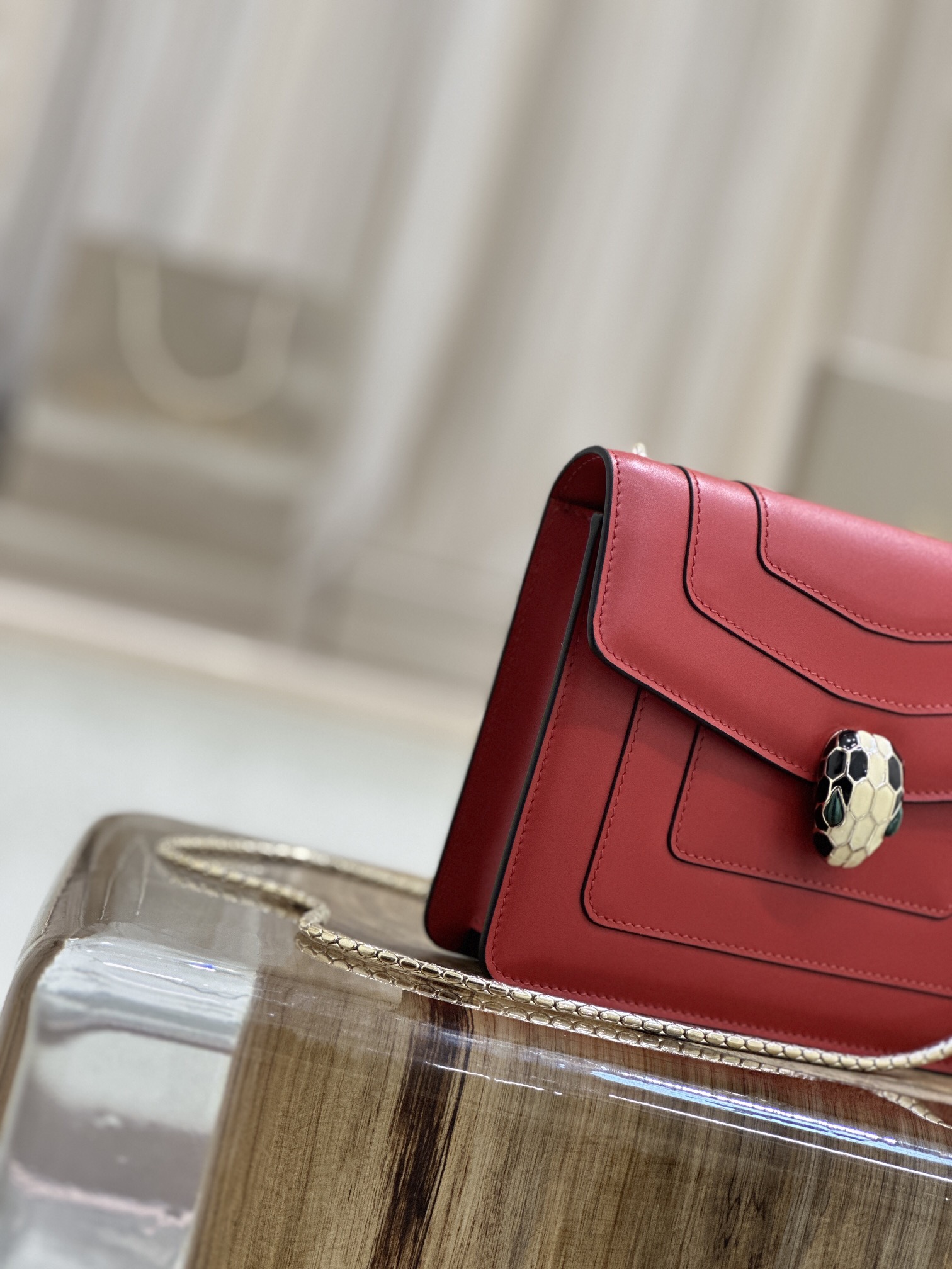 Handbags Bvlgari 35107 size:20*15*5 cm - vstockx