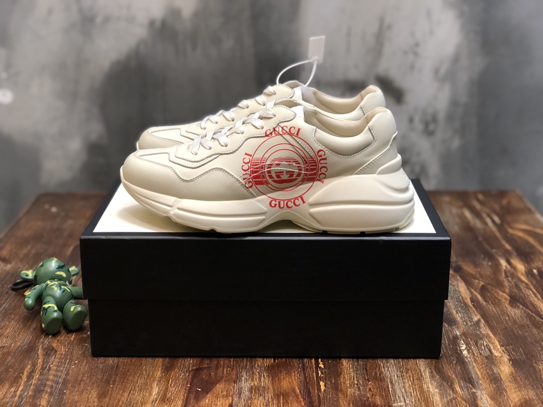 Gucci Rhyton sneaker 56 - vstockx