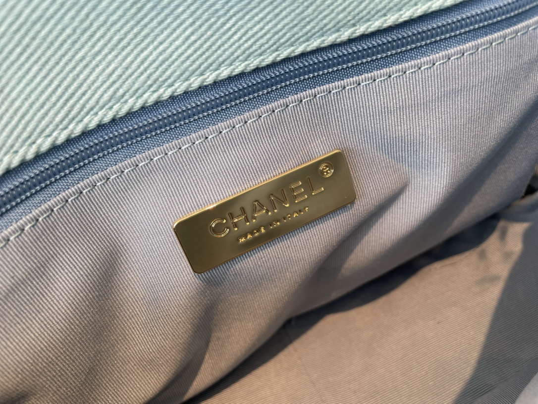 Handbag Chanel AS1160 size 26 cm - vstockx