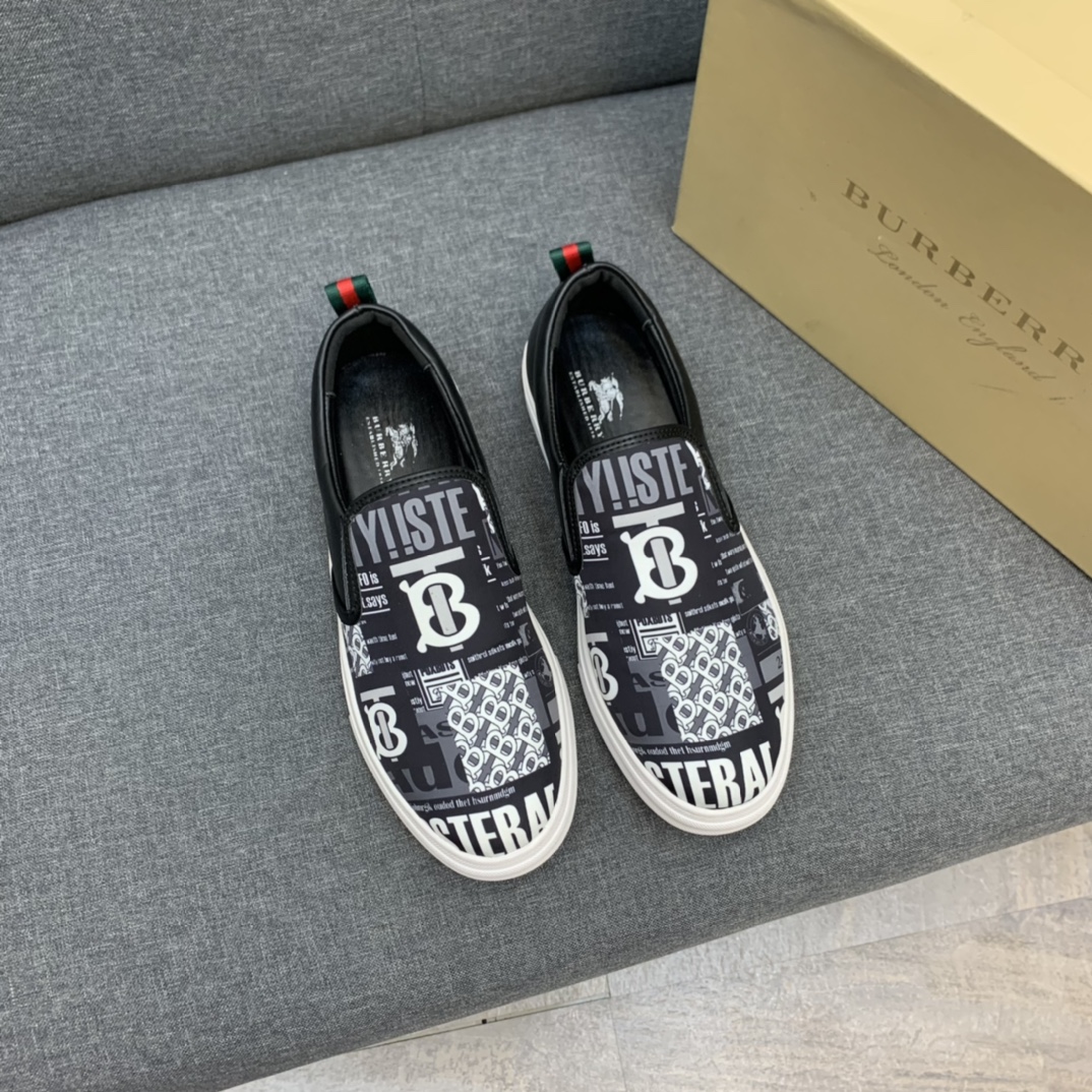 Burberry Perforated Check Sneaker 46 - vstockx