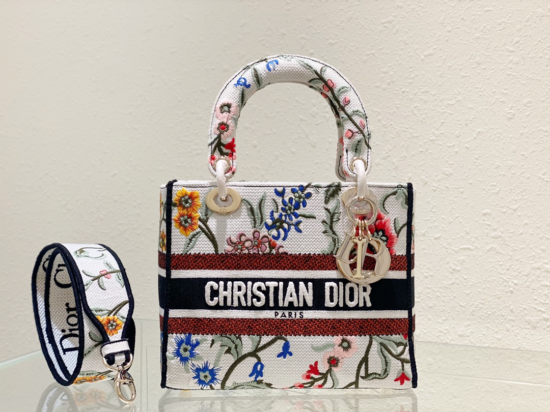 Handbag Dior 6605 size 24 x 20 x 11 cm - vstockx