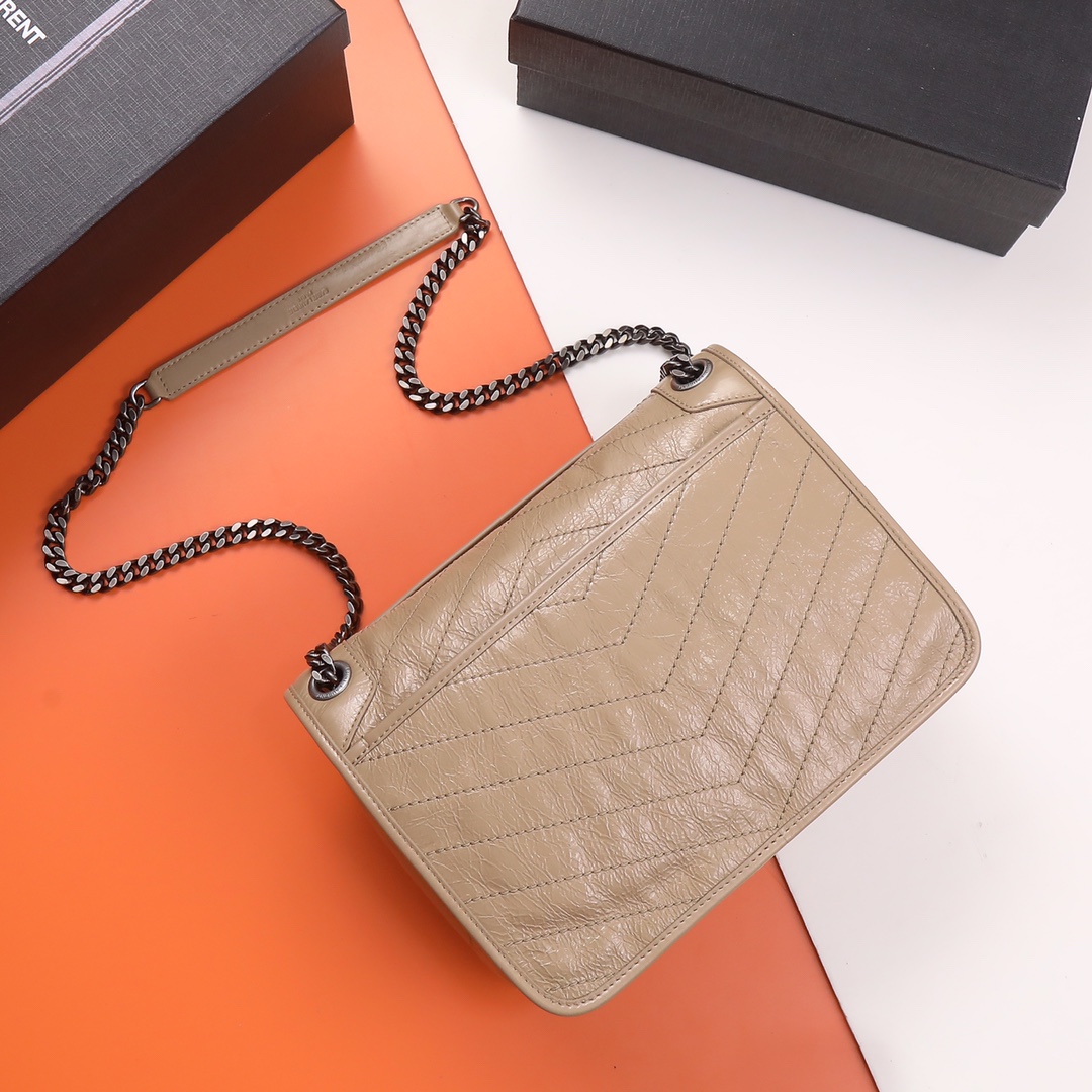 Handbags SAINT LAURENT 498894 size 28  8  20 cm - vstockx