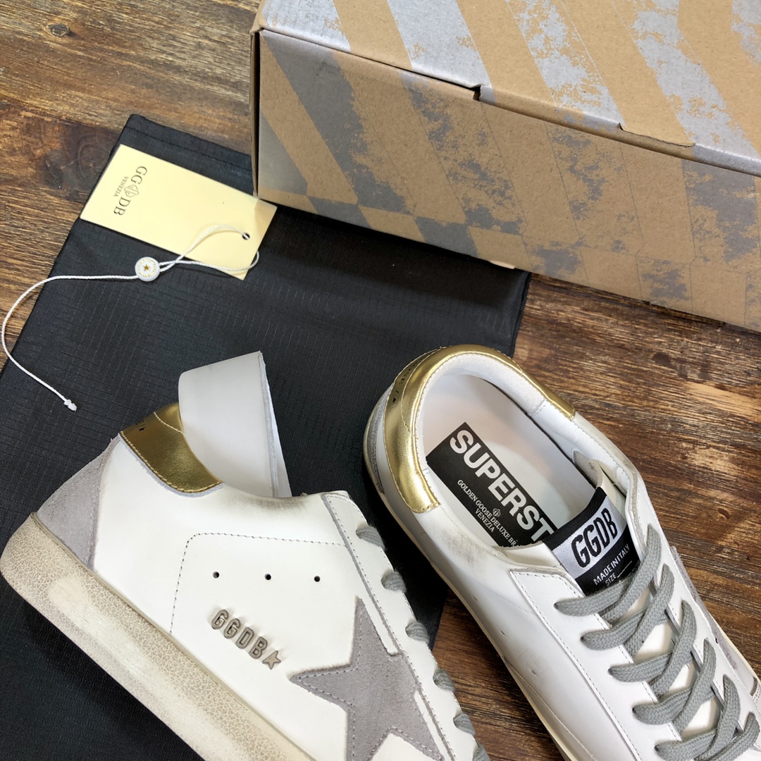 Golden Goose Superstar distressed-finish sneakers 13 - vstockx