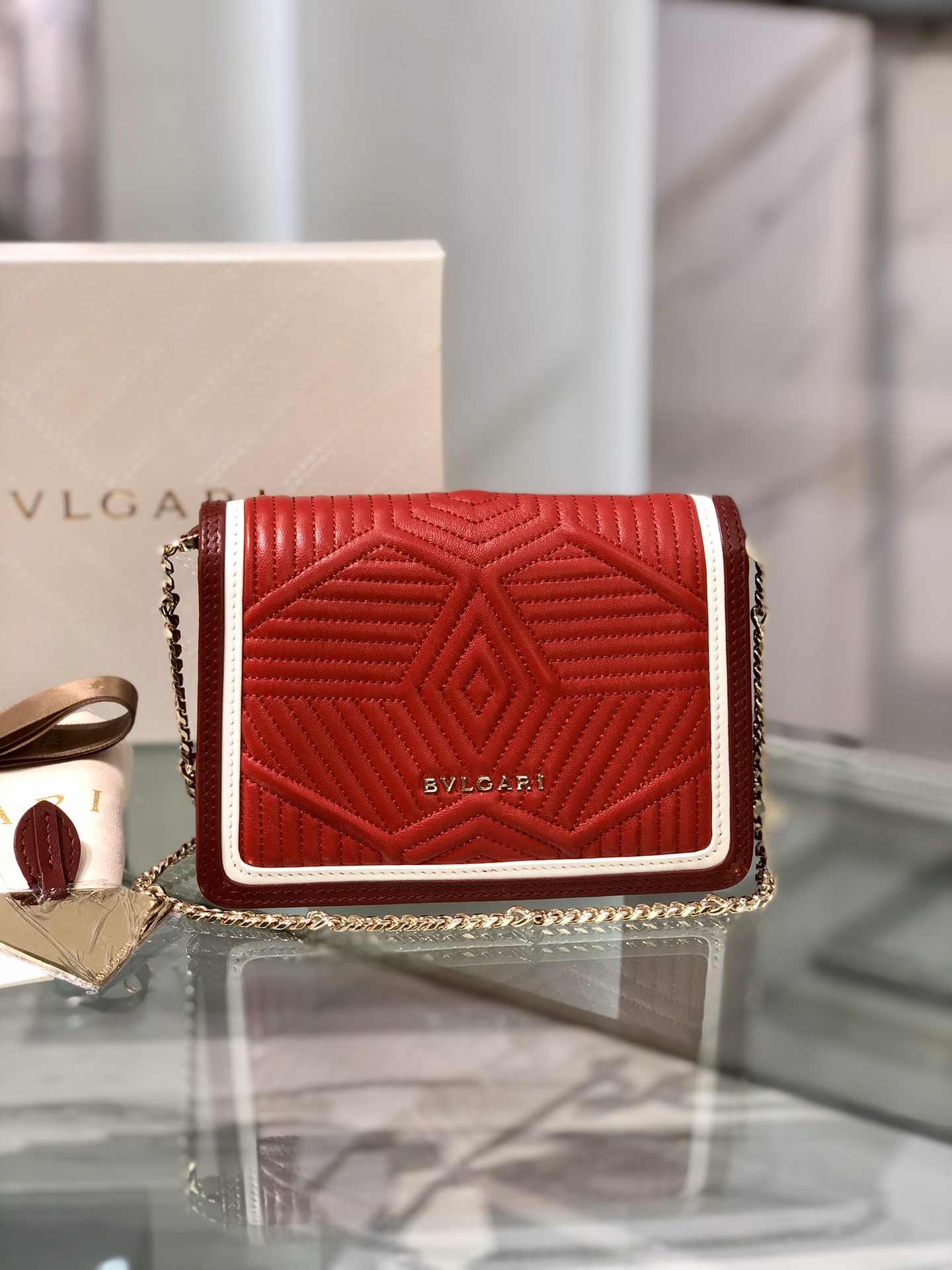 Handbags Bvlgari Serpenti Forever 288104 size:17*11*5 cm - vstockx
