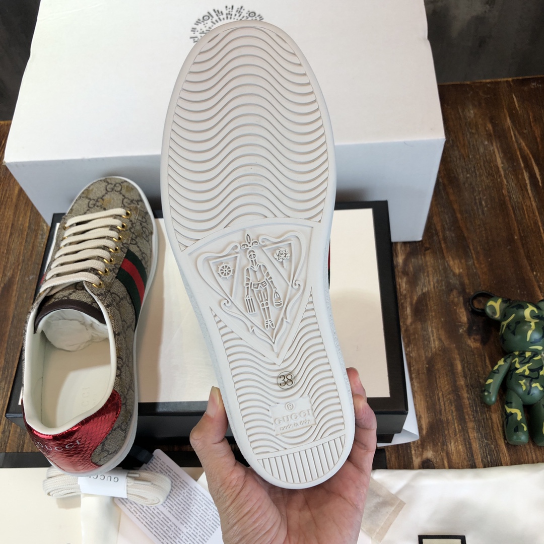 Gucci Ace Supreme Bees - vstockx