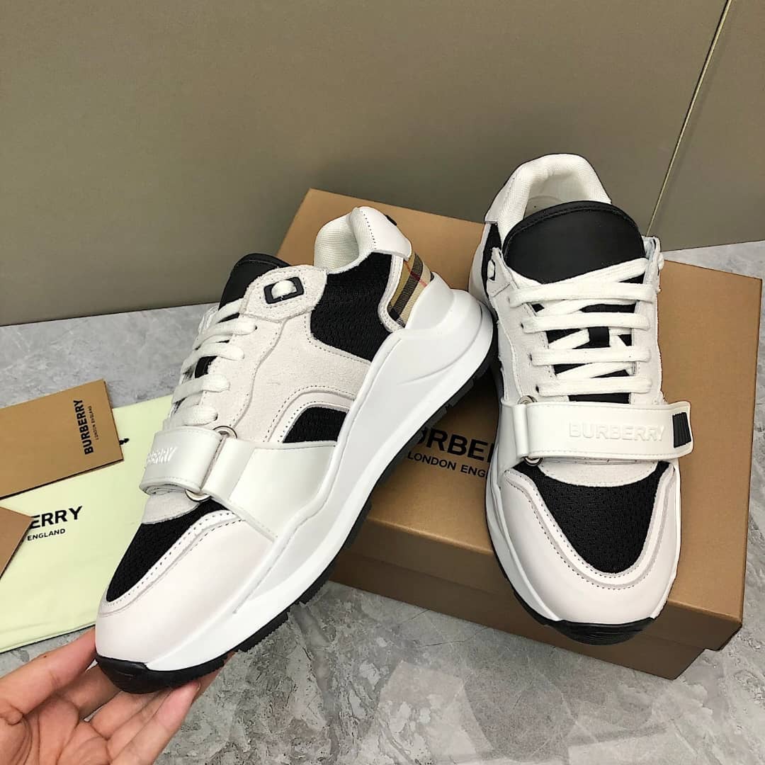Burberry Regis Black White Archive Beige - vstockx