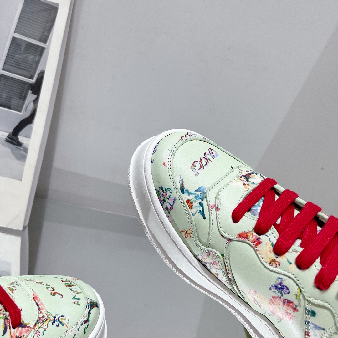 Gucci Women's GG sneaker 2 - vstockx