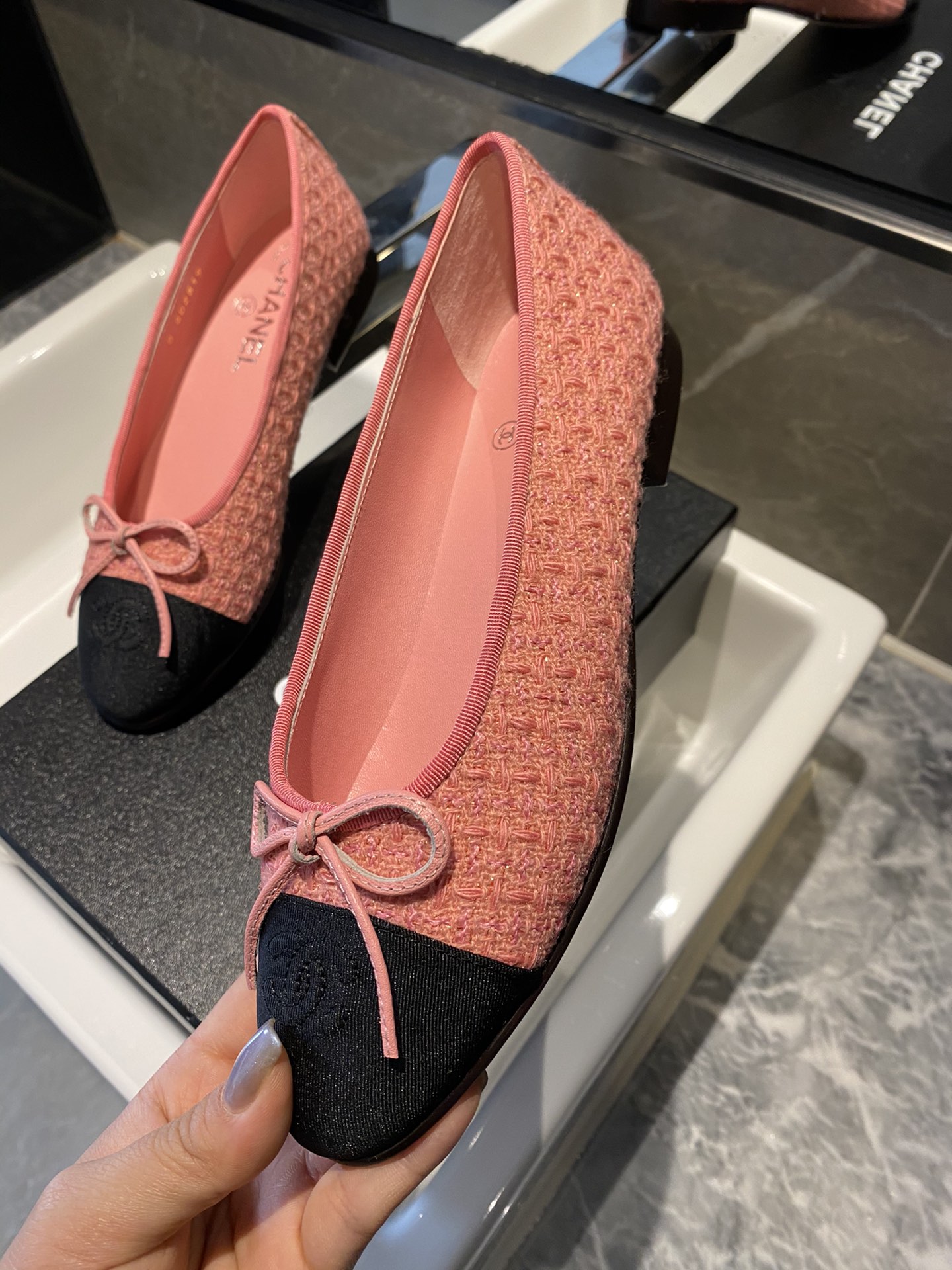 Chanel Ballerinas Fabric & Grosgrain 36 - vstockx