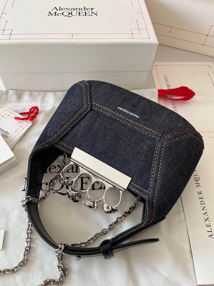 Handbag Alexander McQueen hobo size 20*12*8 cm size 30*18*7 cm - vstockx