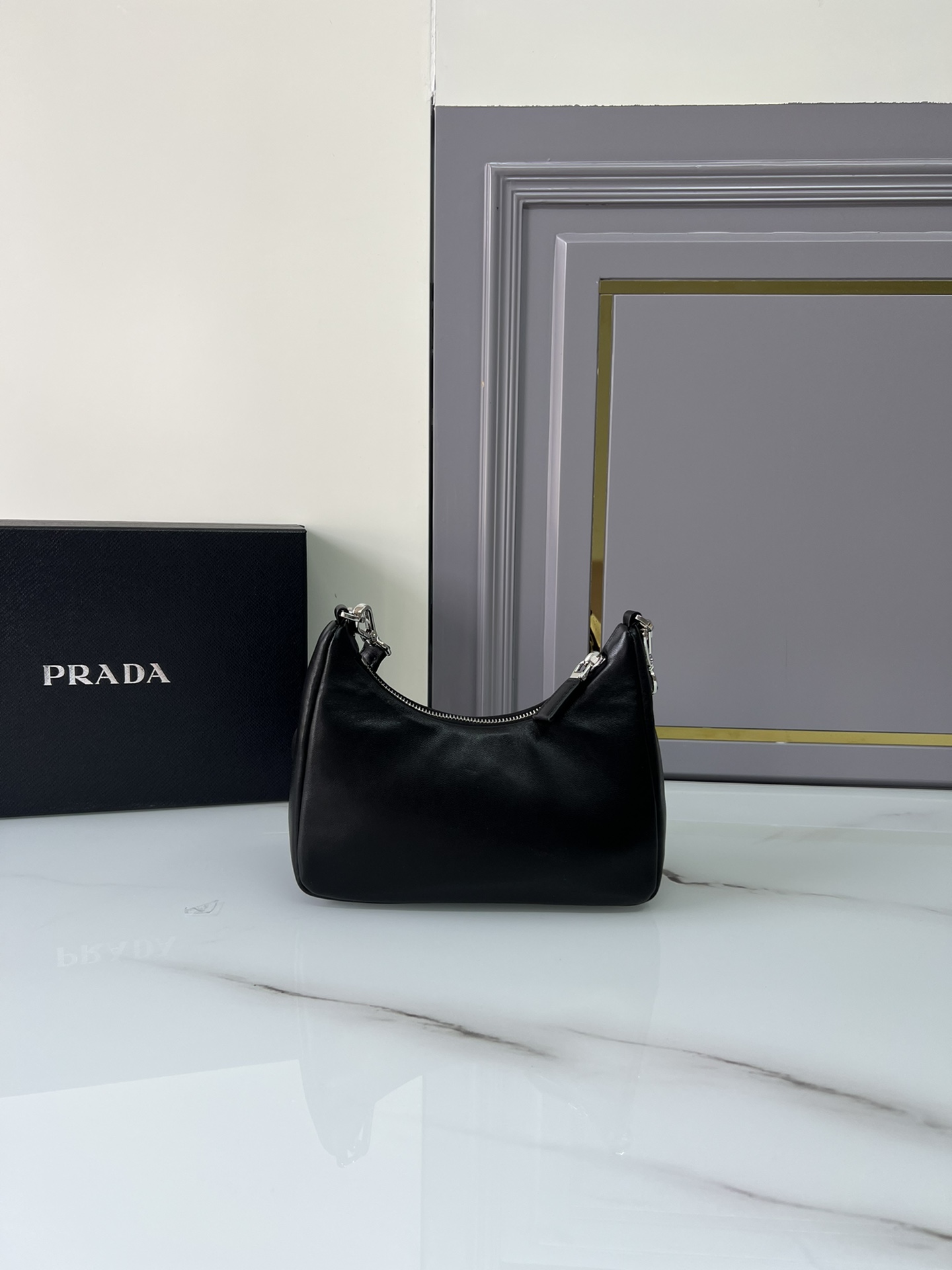 handbags prada 1BH204 22*18*6.5 - vstockx