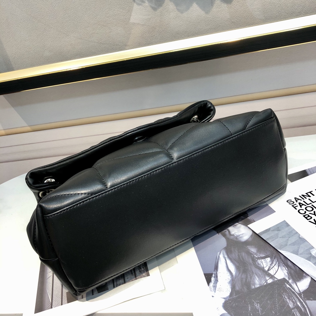 Handbags SAINT LAURENT 577476 size 29x17x11 cm - vstockx