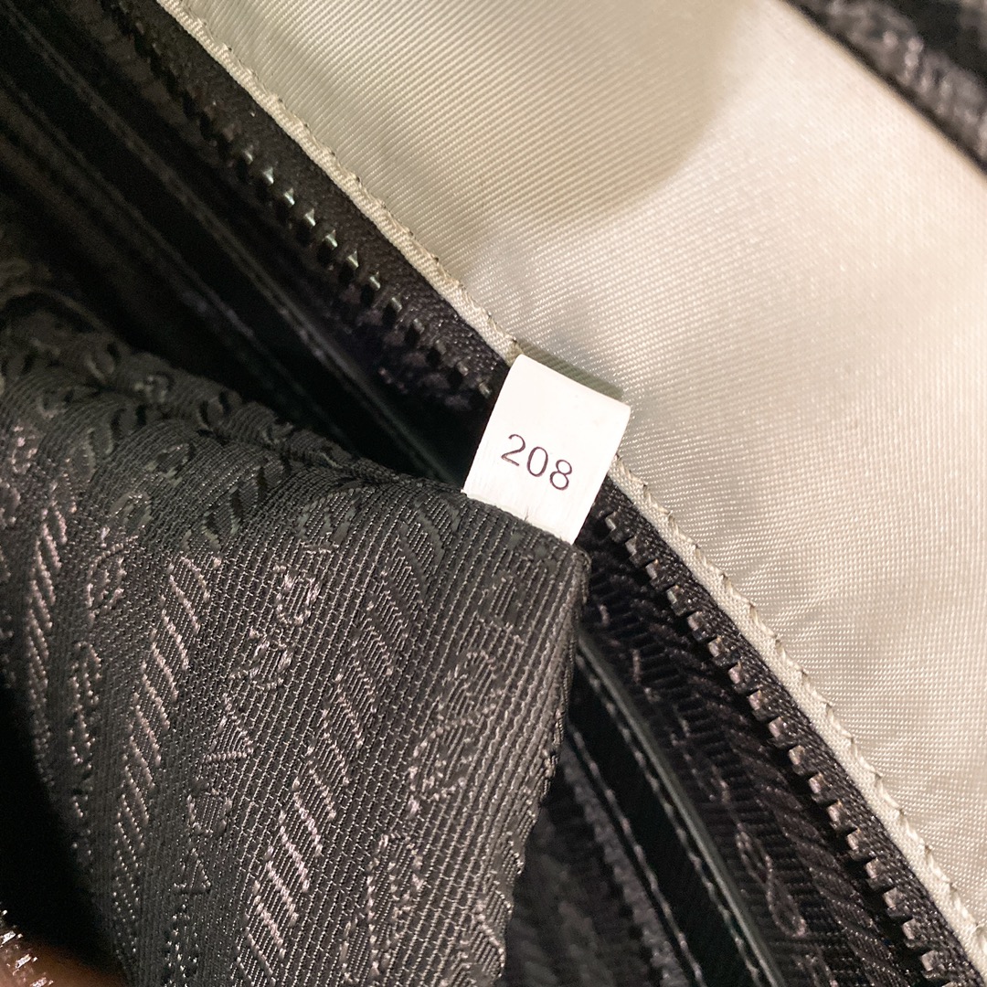 handbags prada 2VG064 size ?4*36*10cm - vstockx