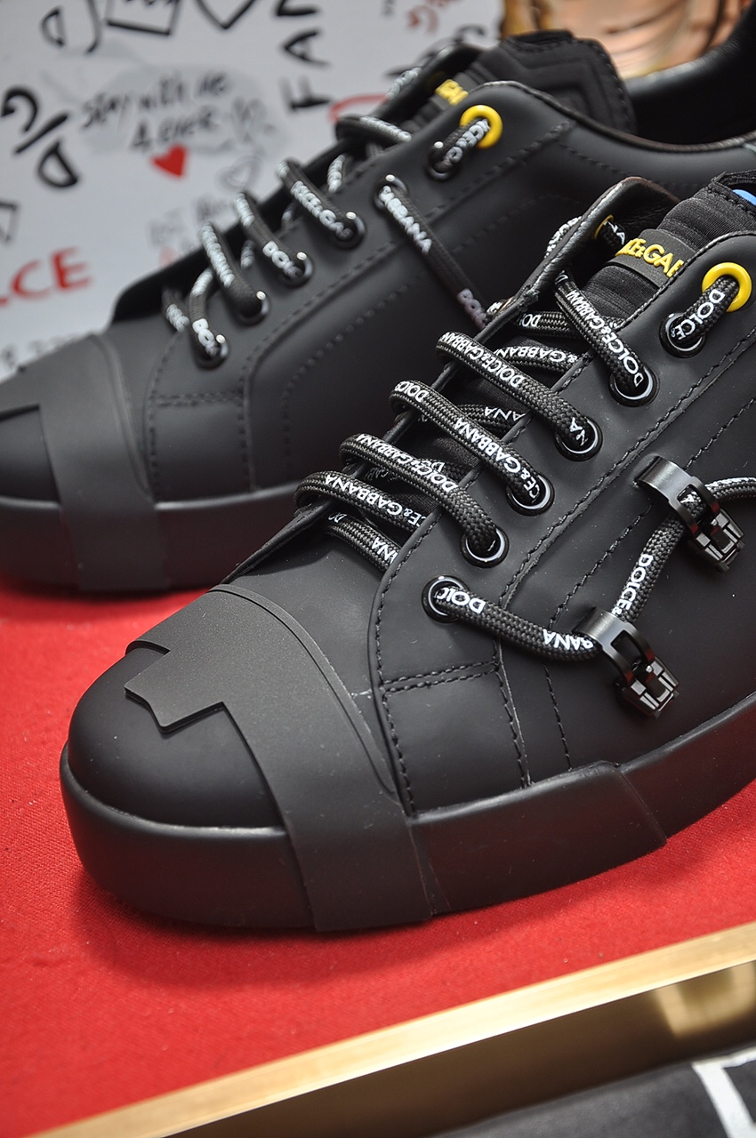 Dolce & Gabbana Low Tops Sneakers 61 - vstockx