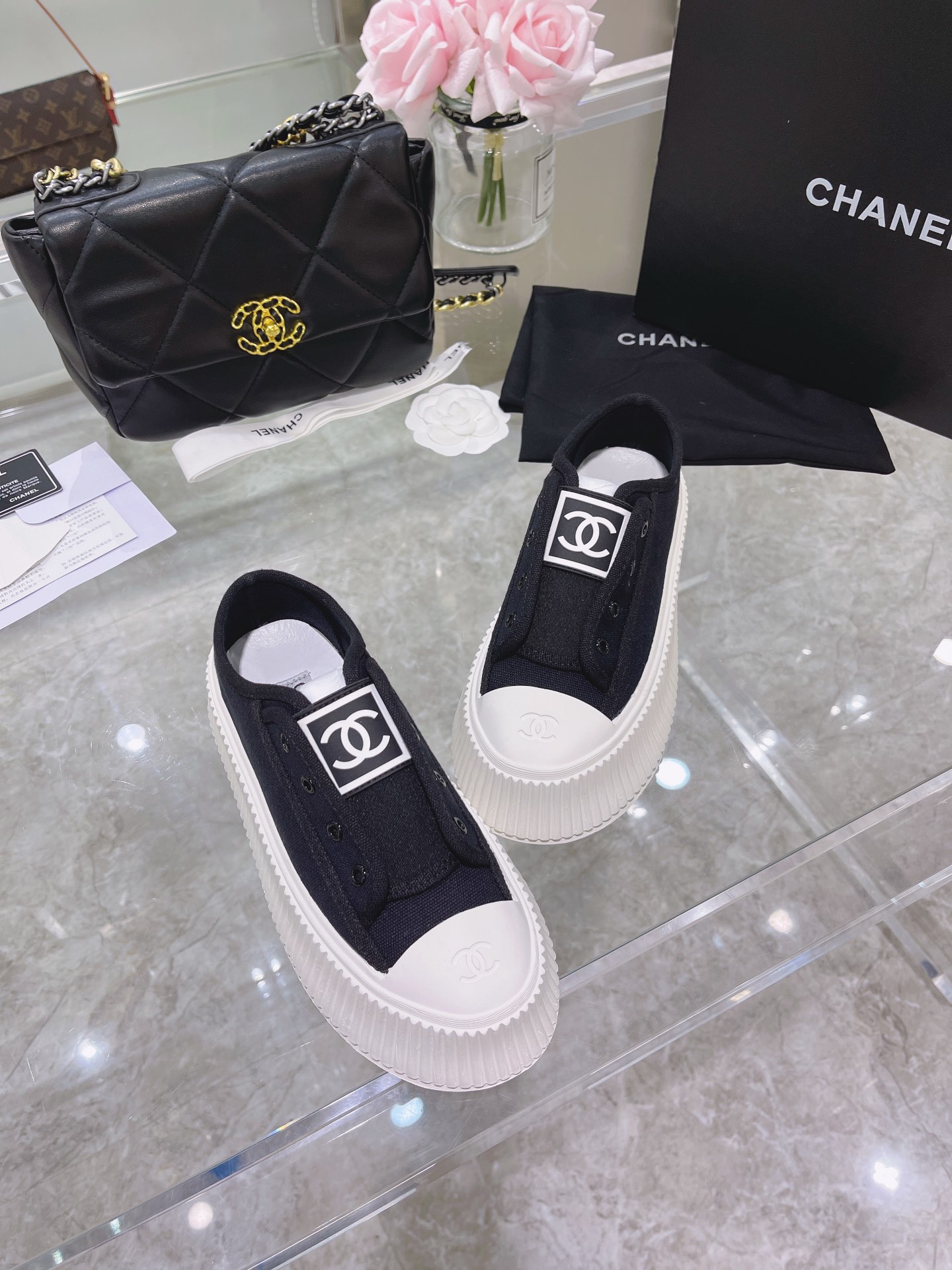 Chanel Platform Sneaker 20 - vstockx