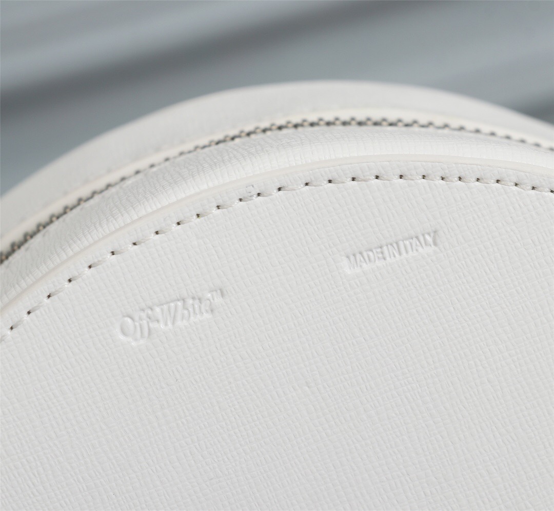 handbags OFF-White 521  4335870  size:18*18*7.5cm - vstockx