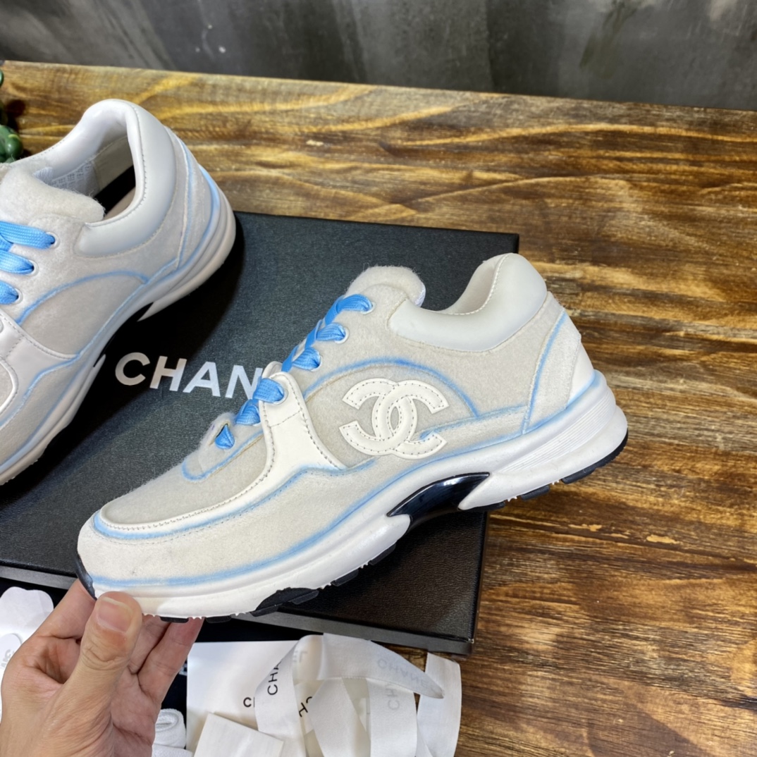 Chanel Fabric & Suede Calfskin Low Top Sneaker 39 - vstockx
