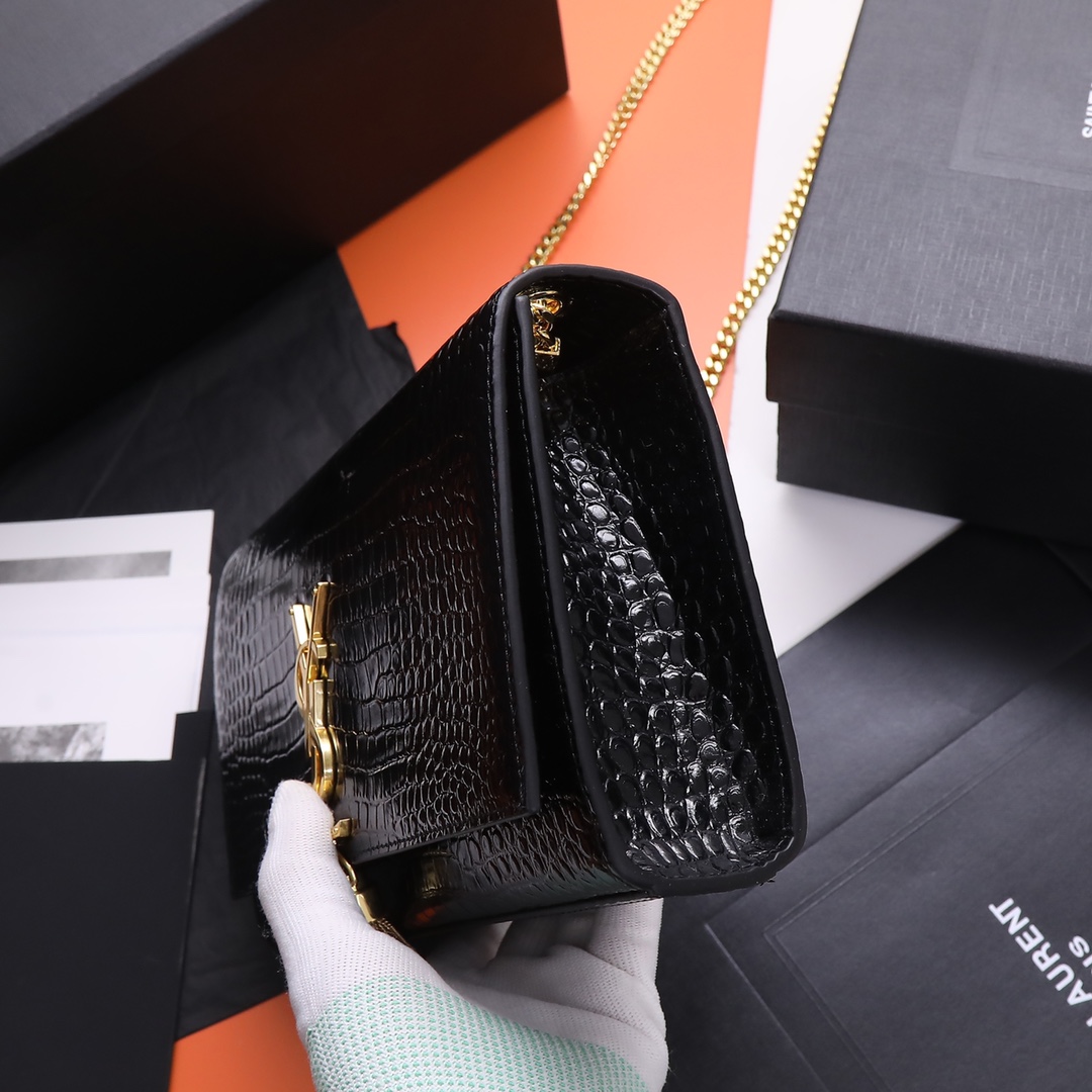 Handbags SAINT LAURENT 354119 size 24x14.5x5 cm - vstockx